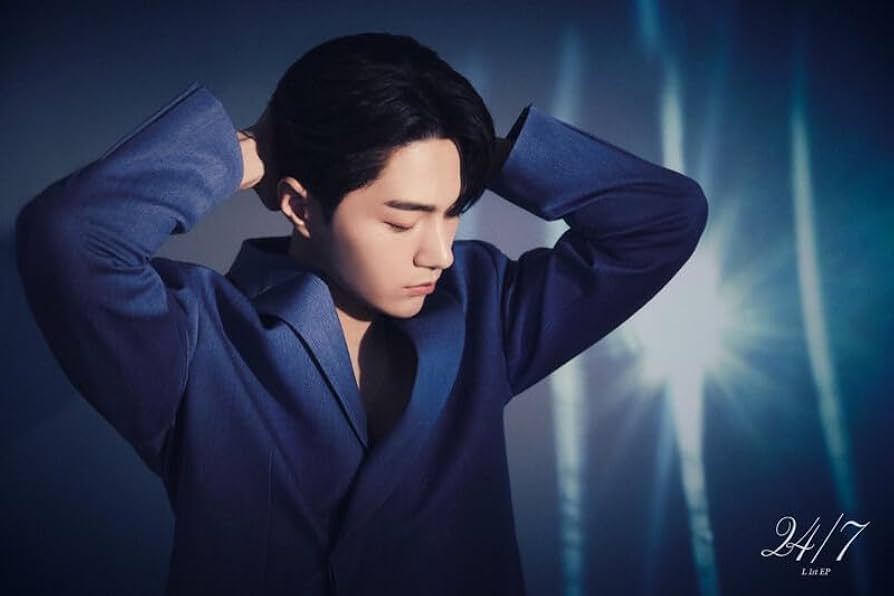 【myungsoo】ページ　　リクエスト商品のため KIM MYUNGSOO GUAM PHOTOBOOK [Refresh] 代購每買一本會送特典一